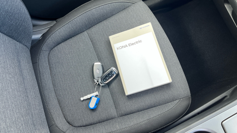 Hyundai KONA 100kW SE Connect 39kWh 5dr Auto Electric Hatchback